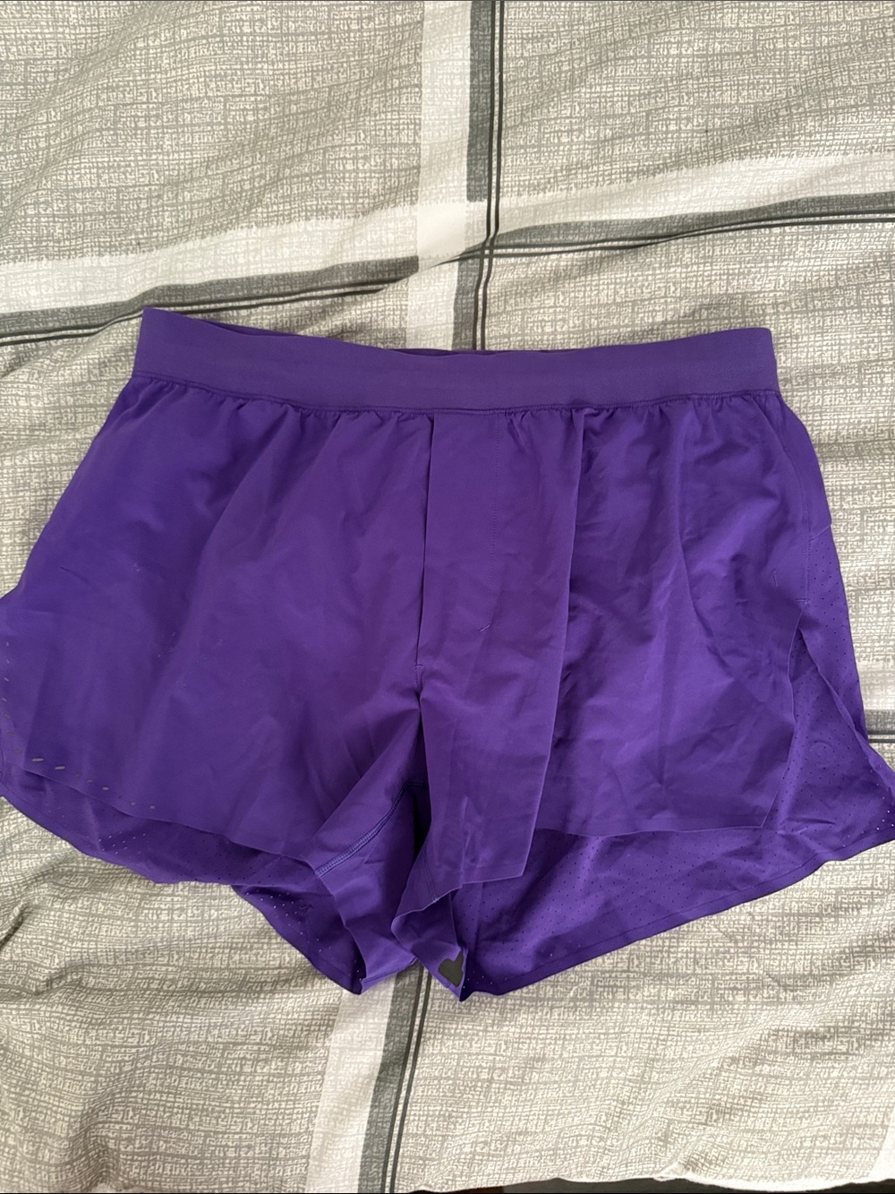 Lululemon men’s Purple Athletic Running Shorts